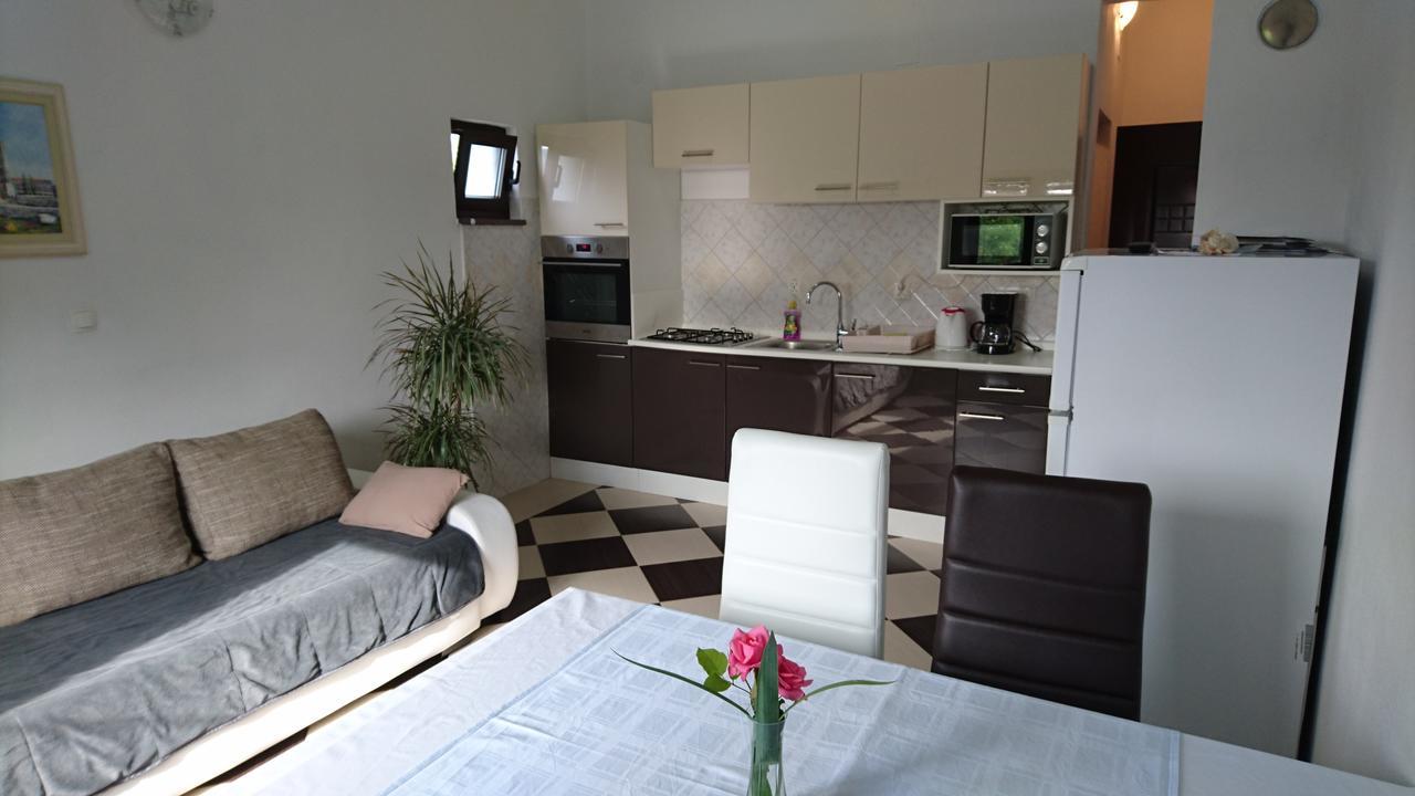 스타리그라드 파클레니차 Apartman Bojana 아파트 외부 사진